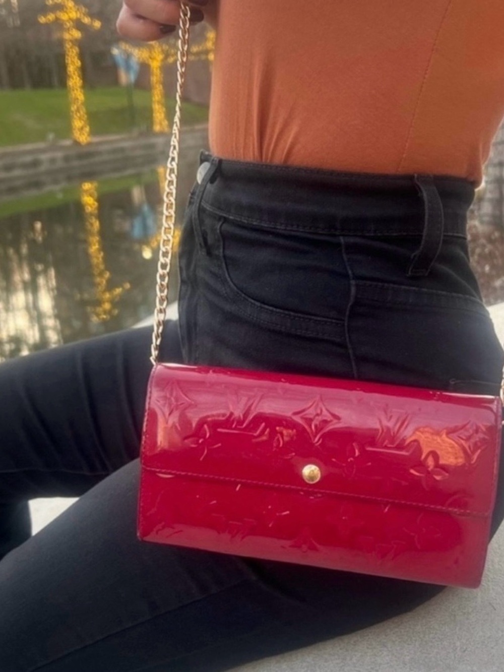 Louis Vuitton Vernis Sarah Wallet - Picture 4 of 8
